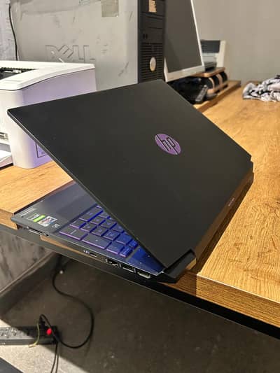 HP Pavilion Gaming 15 | Ryzen 5 4600H | GTX 1650 Ti 4GB | 8GB RAM