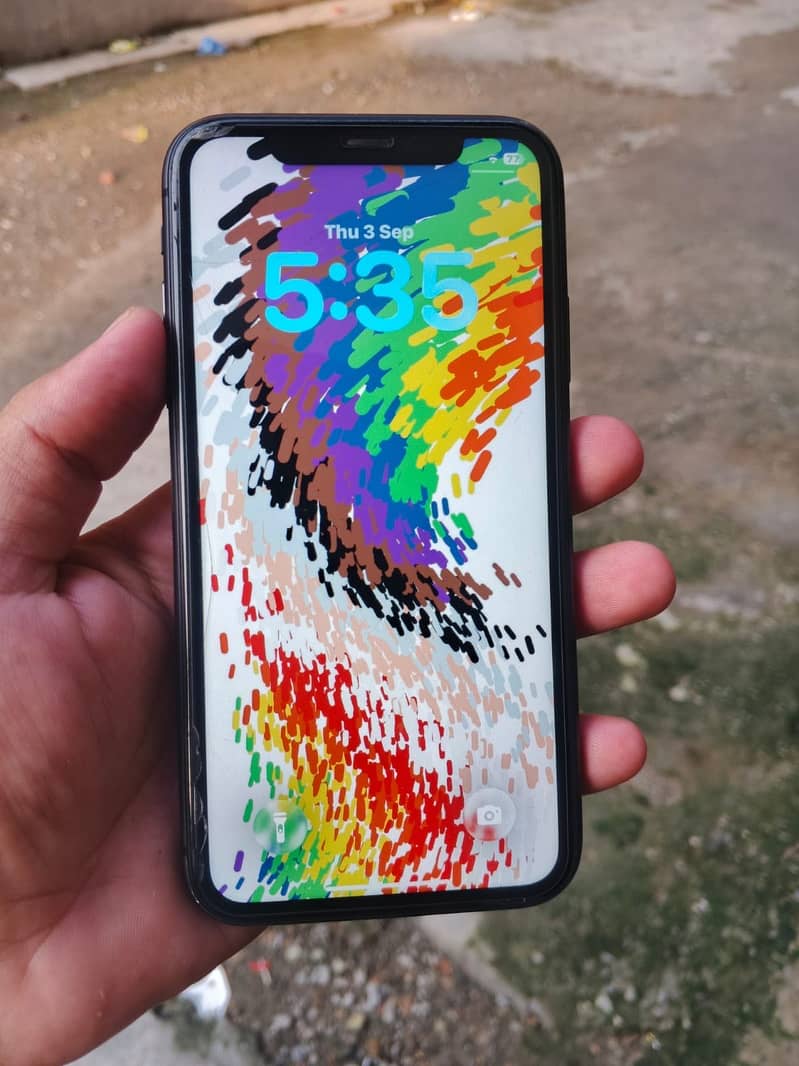 Apple iPhone 11 3