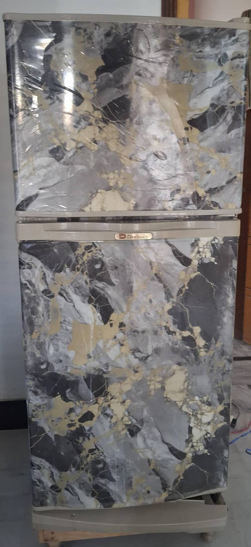 Dawlance fridge 0
