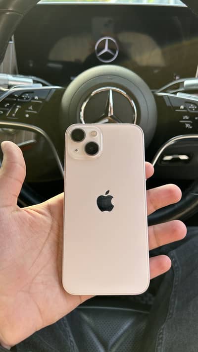 Apple iPhone 13