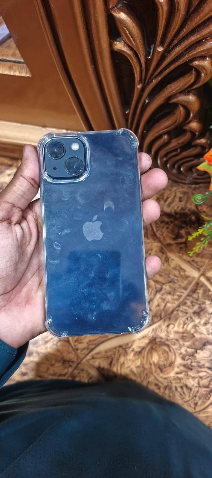 Apple iPhone 13 2