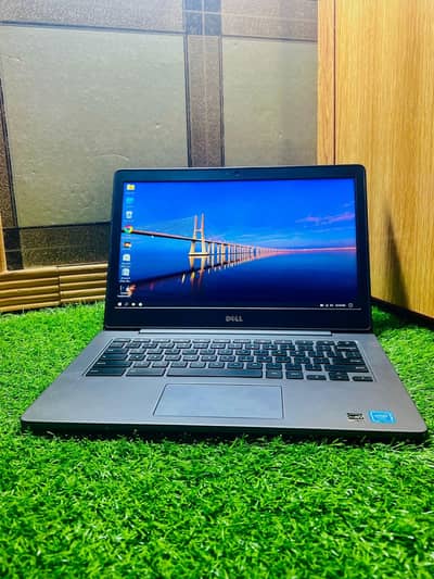 Dell 7310 intell celeron 5th Generation 4GB ram 128GB ssd 14inches
