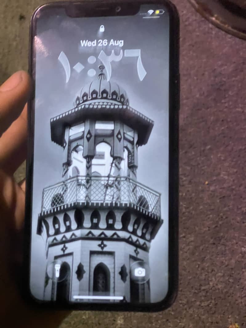 Apple iPhone 11 Pro 1