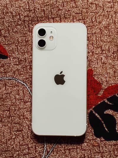 Apple iPhone 12