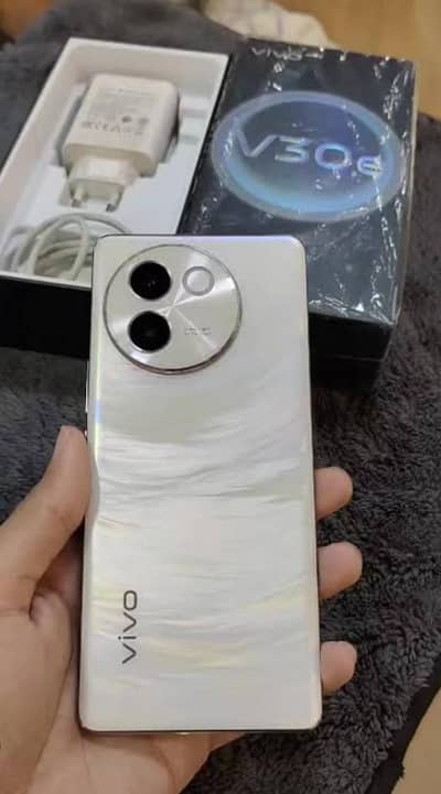 Vivo v30e
