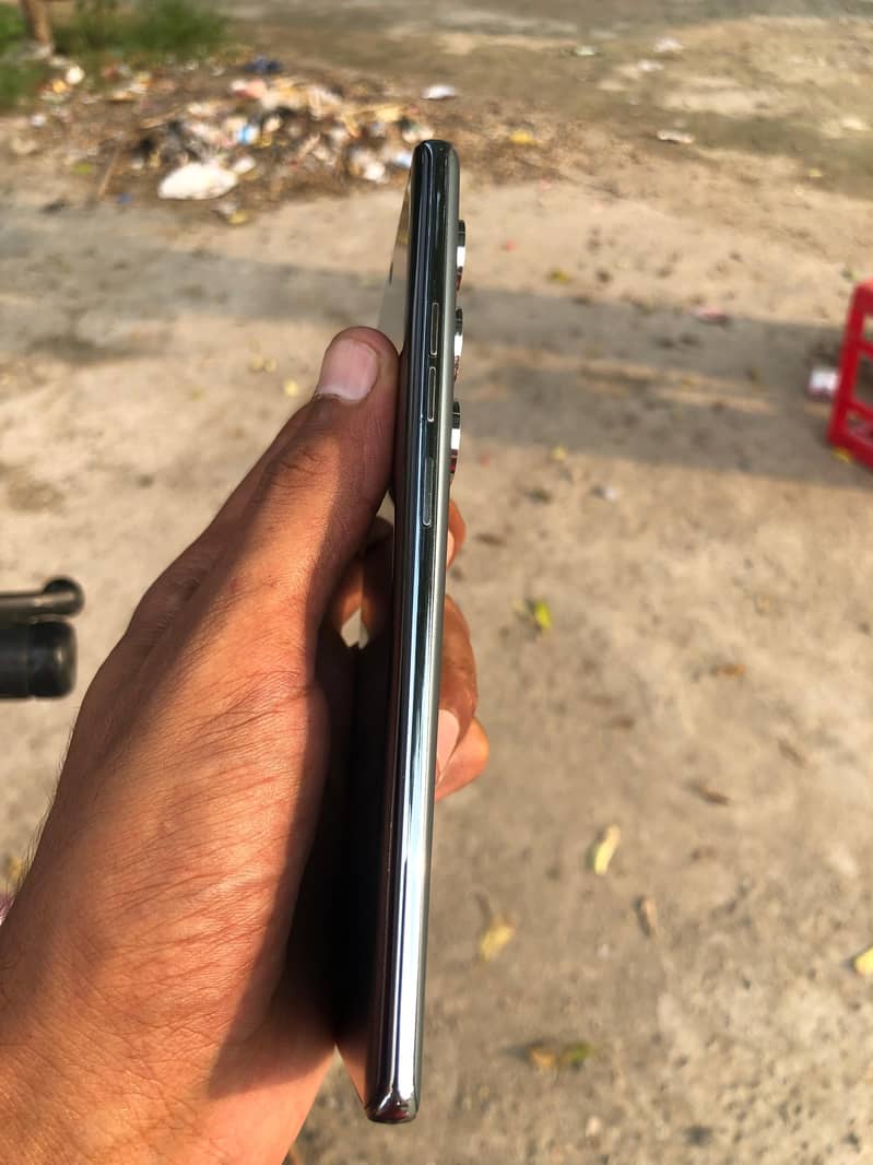 Tecno CAMON 40 Pro 3
