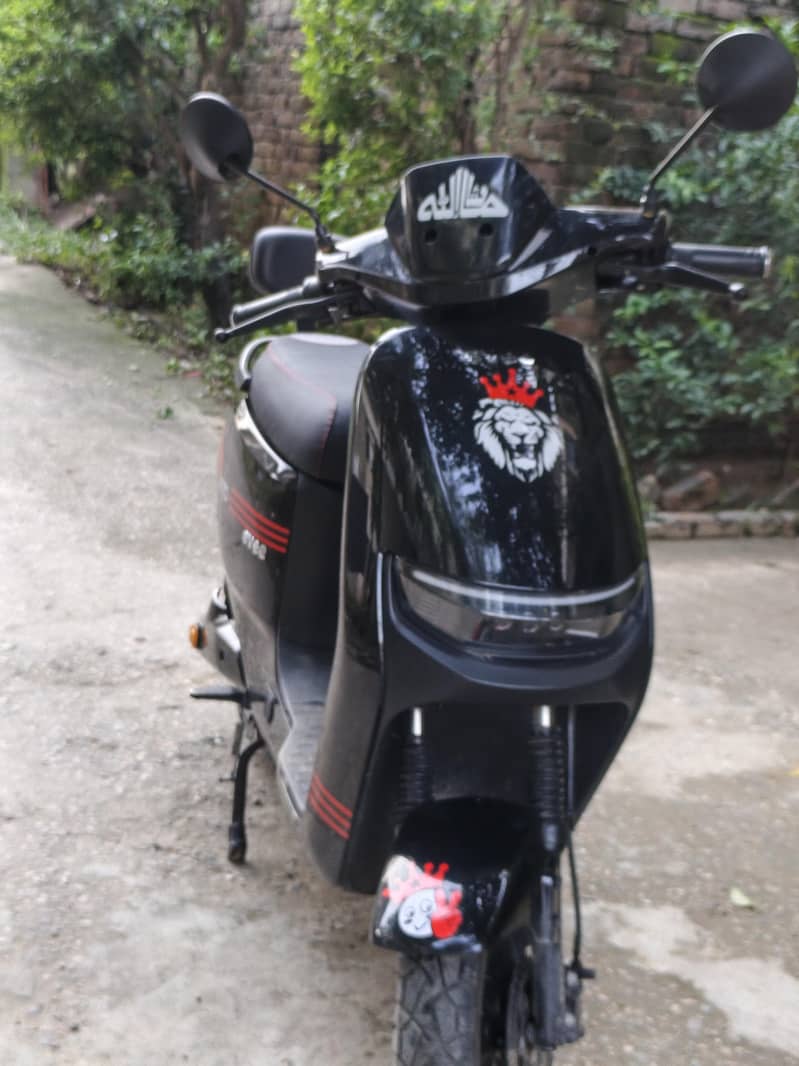 Evee Mito Plus 4