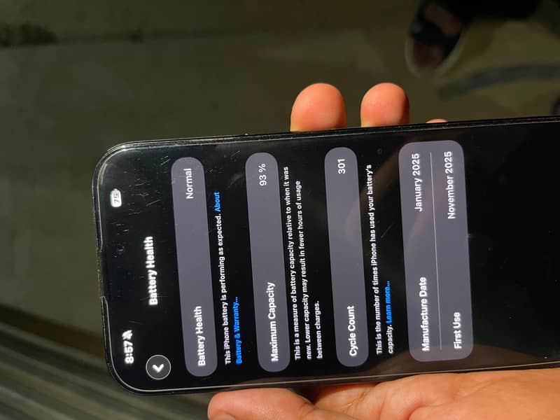 Apple iPhone 16 Pro Max 6