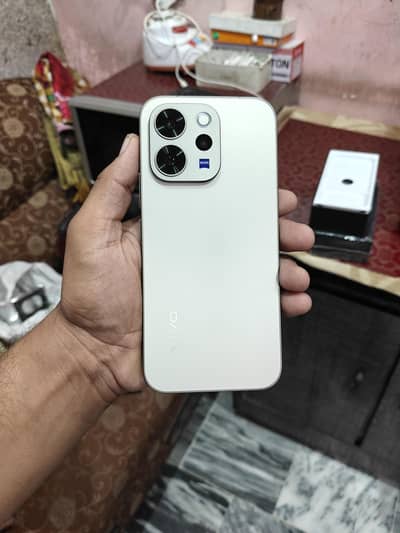 Vivo V70 5G 12+12/512 5G 0308/49000/22