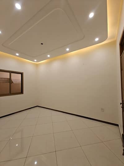 120 Yard Bungalow Block C