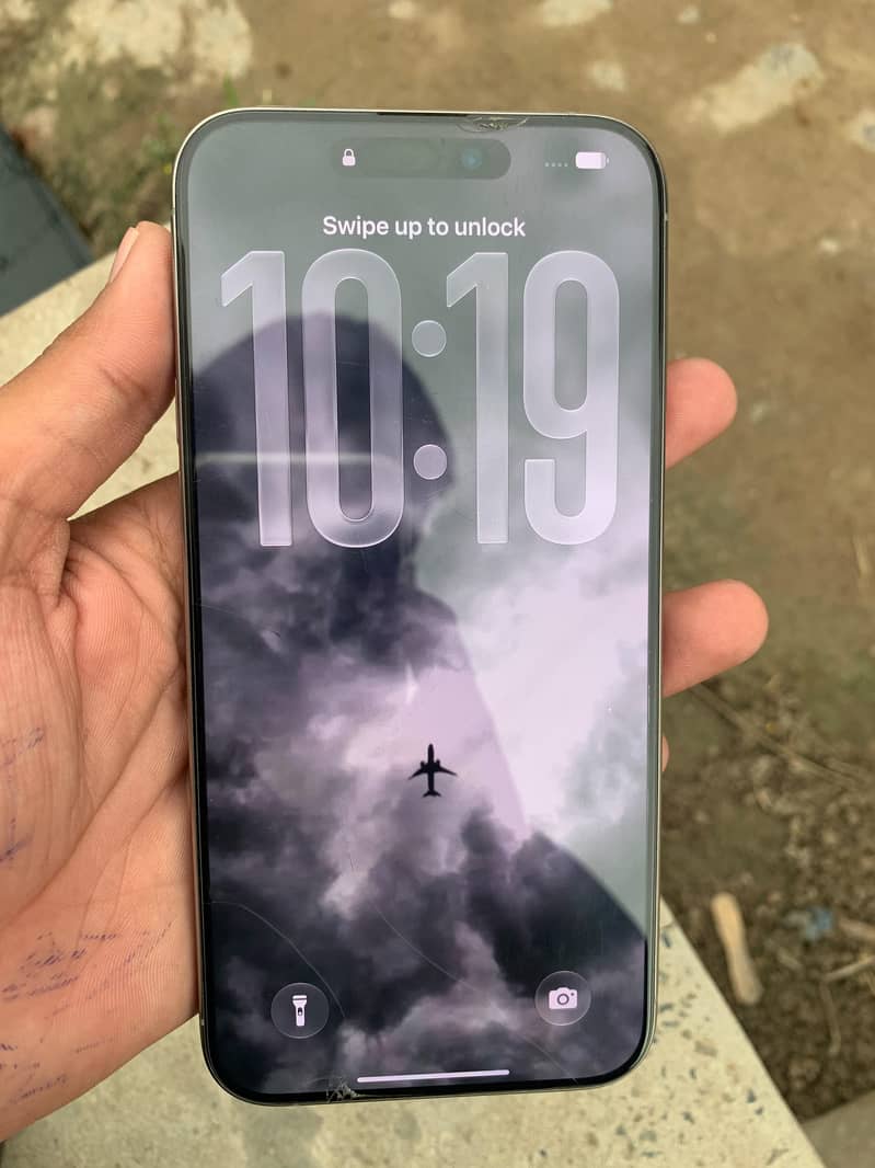 Apple iPhone 15 Pro Max 5