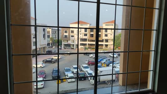 Beautiful commercial floor available for rent in Dha 1