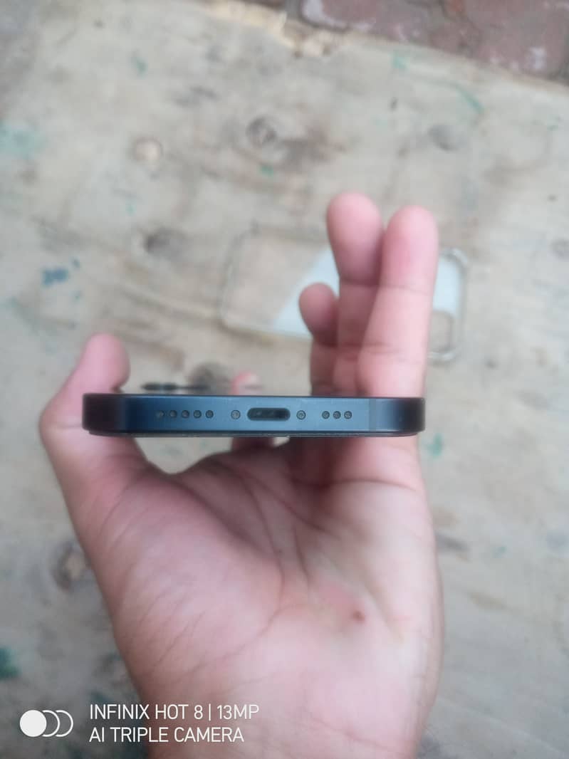 Apple iPhone 12 2