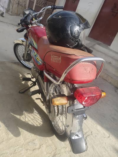 Honda CD 70 (2024 Model, Larkana Registration) – For Sale