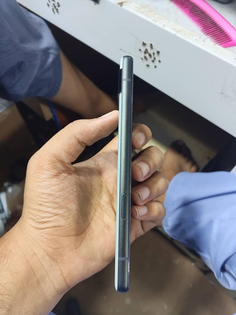 Google Pixel 6a 4
