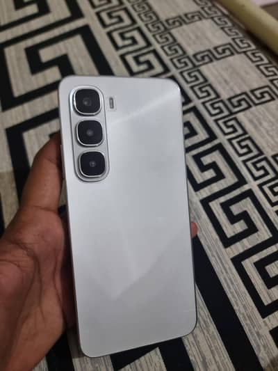 Infinix Hot 60i 8 256