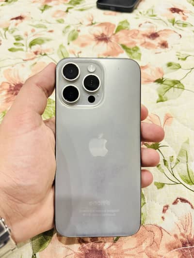 Apple iPhone 15 Pro Max