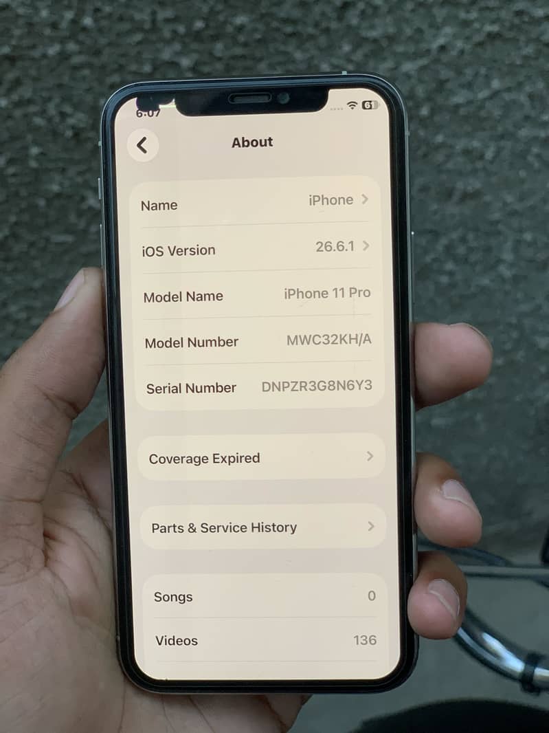 Apple iPhone 11 Pro 9
