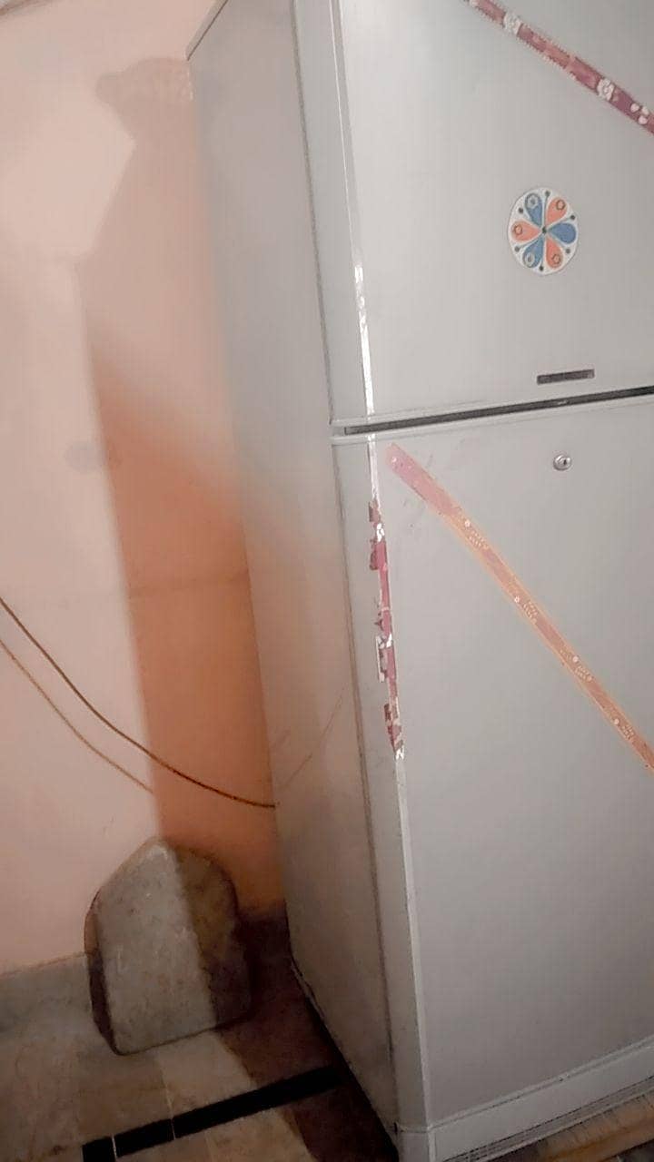 refrigerator 6