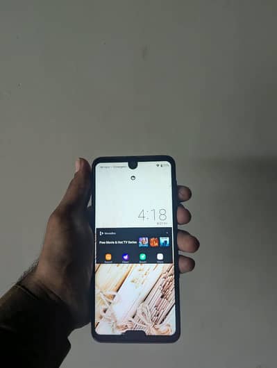 Sharp Aquos R3