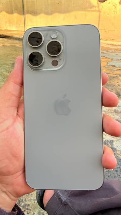 Apple iPhone 15 Pro Max