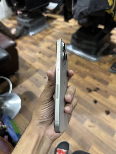 Apple iPhone 15 Pro Max Jv 256 BH 85  10/10 mint condition only phone