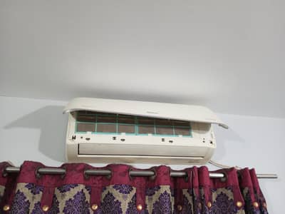 Orient 1 Ton AC For Sale