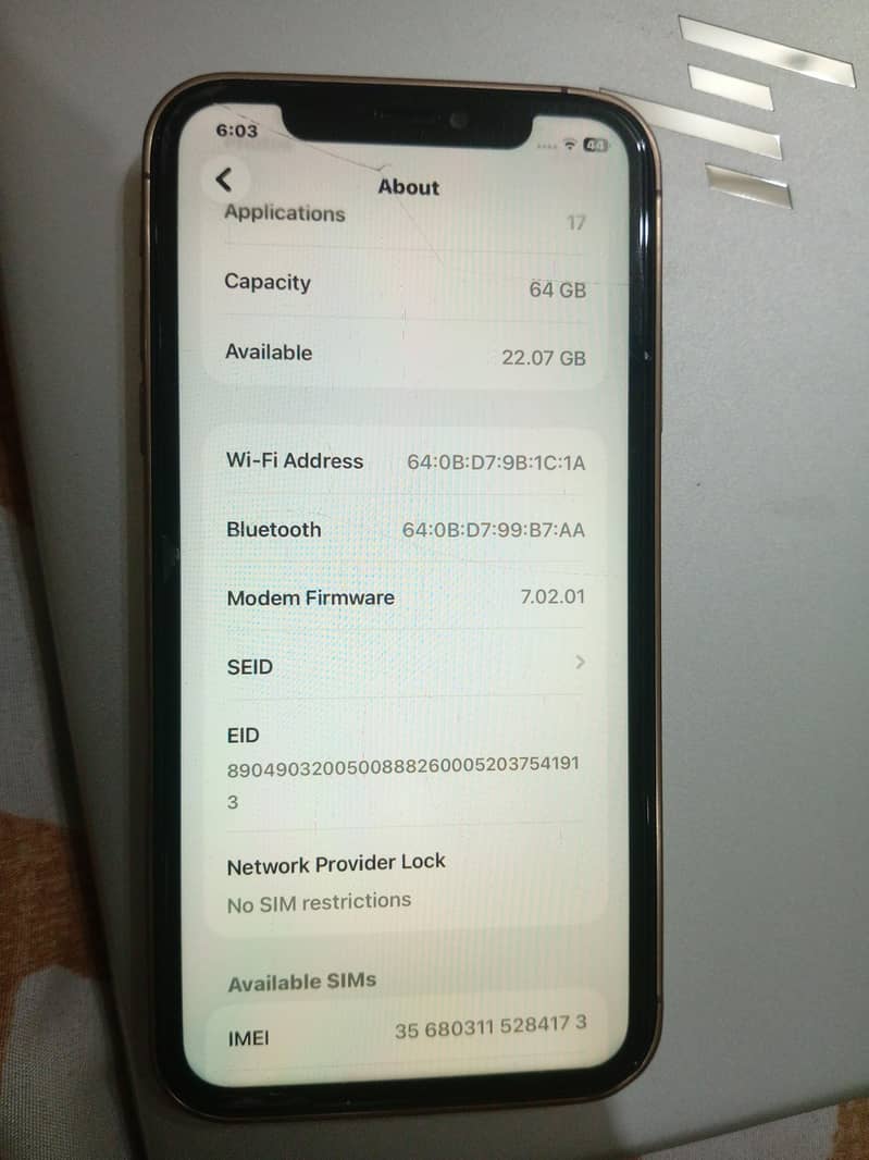 Apple iPhone 11 3