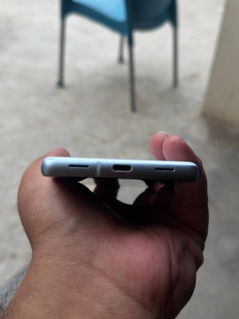 Google Pixel 7a 3