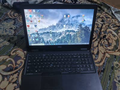 latitude e5550