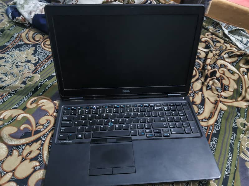 latitude e5550 2