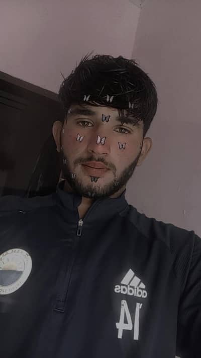 mujhe kam ki bhut zarrt hai