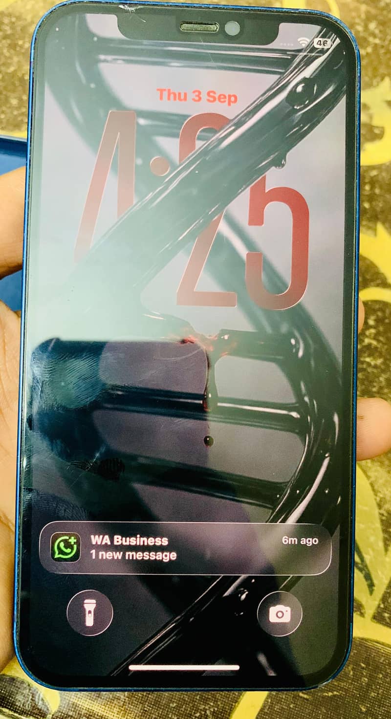 Apple iPhone 12 3