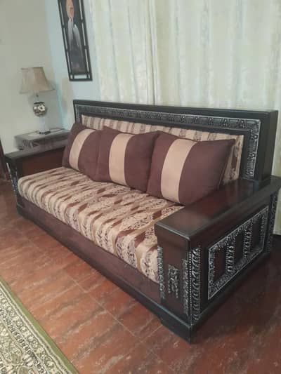 Sofa set