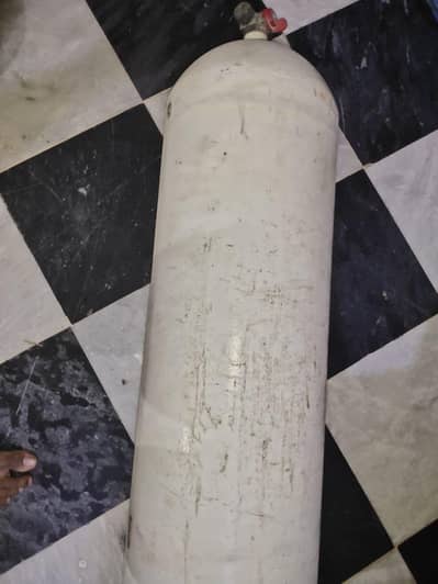 CAR cylinder