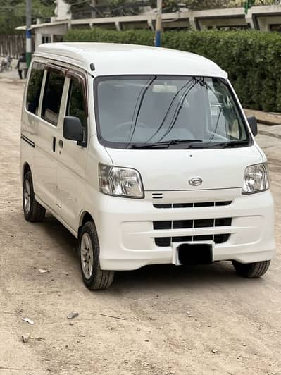 Daihatsu Hijet 2013