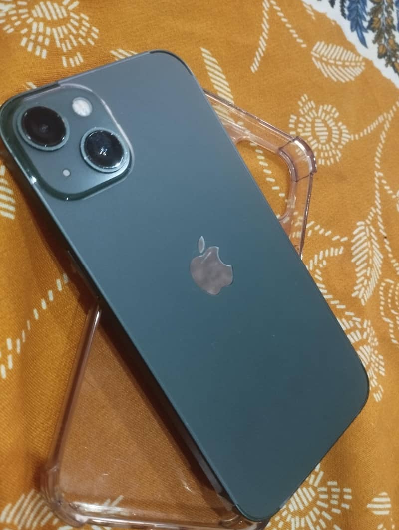 Apple iPhone 13 1