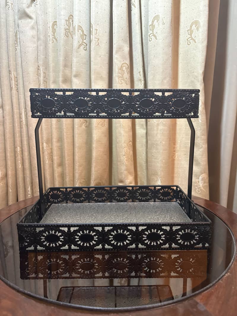 Double vanity tray 1