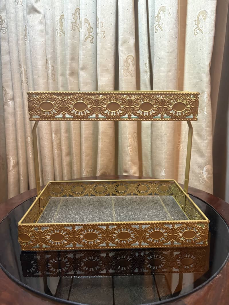 Double vanity tray 2