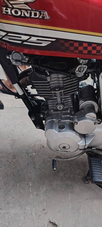 Honda 125 self start condition 10 by 10
