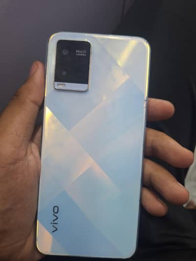 Vivo Y21