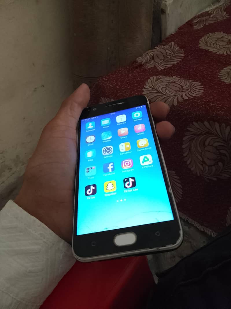 OPPO A57 4