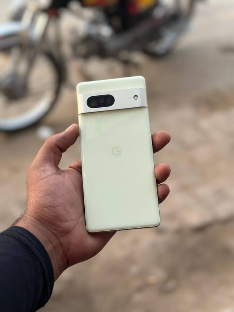 Google Pixel 7 5