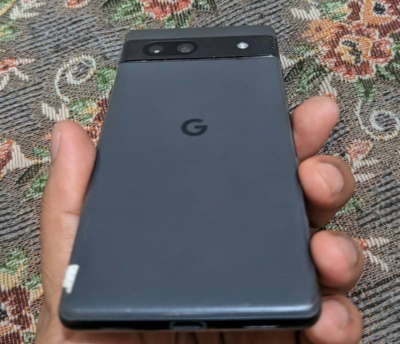 Google Pixel 7a 2
