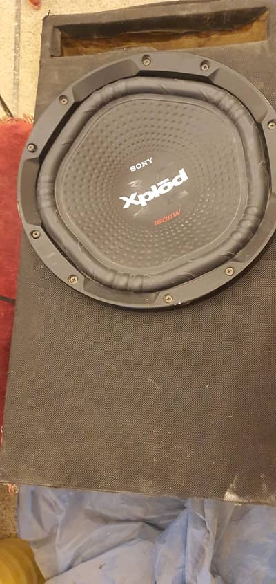 Sony subwoffer 1800wt 12inch