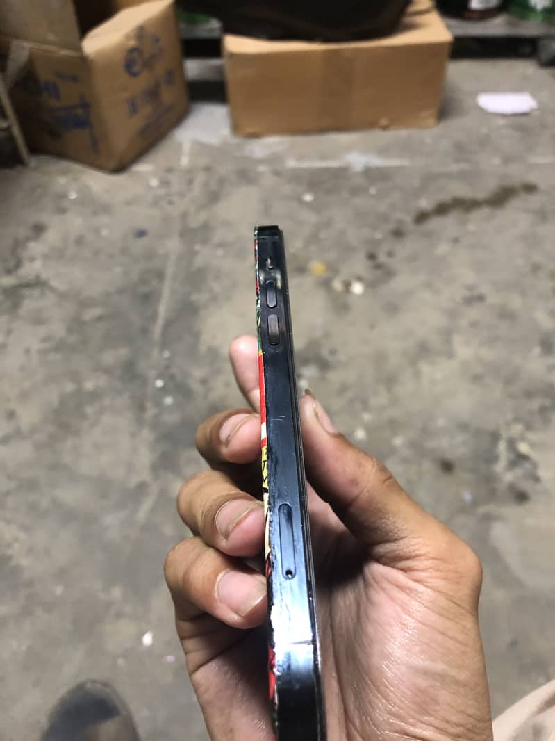 Apple iPhone 12 Pro 2