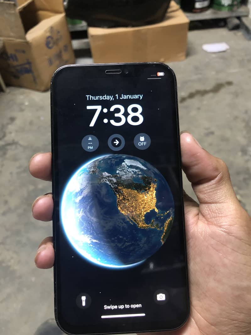 Apple iPhone 12 Pro 4