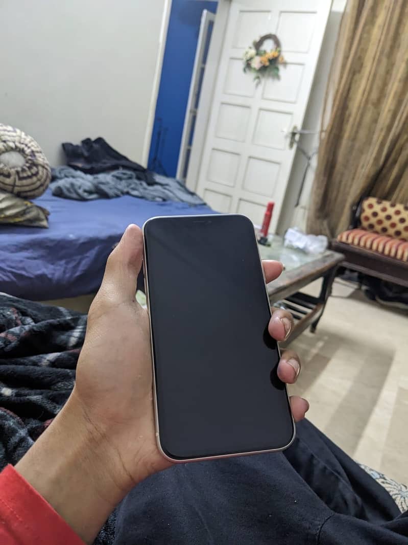 Iphone 11 4