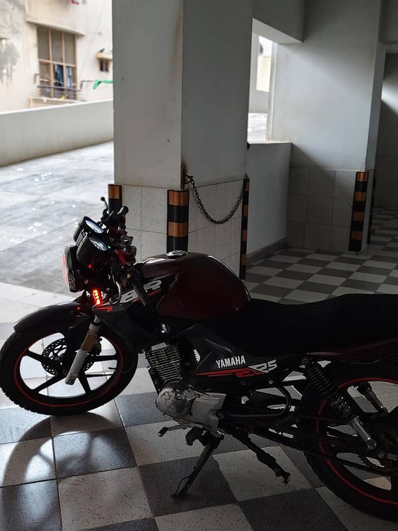 ybr 125 1