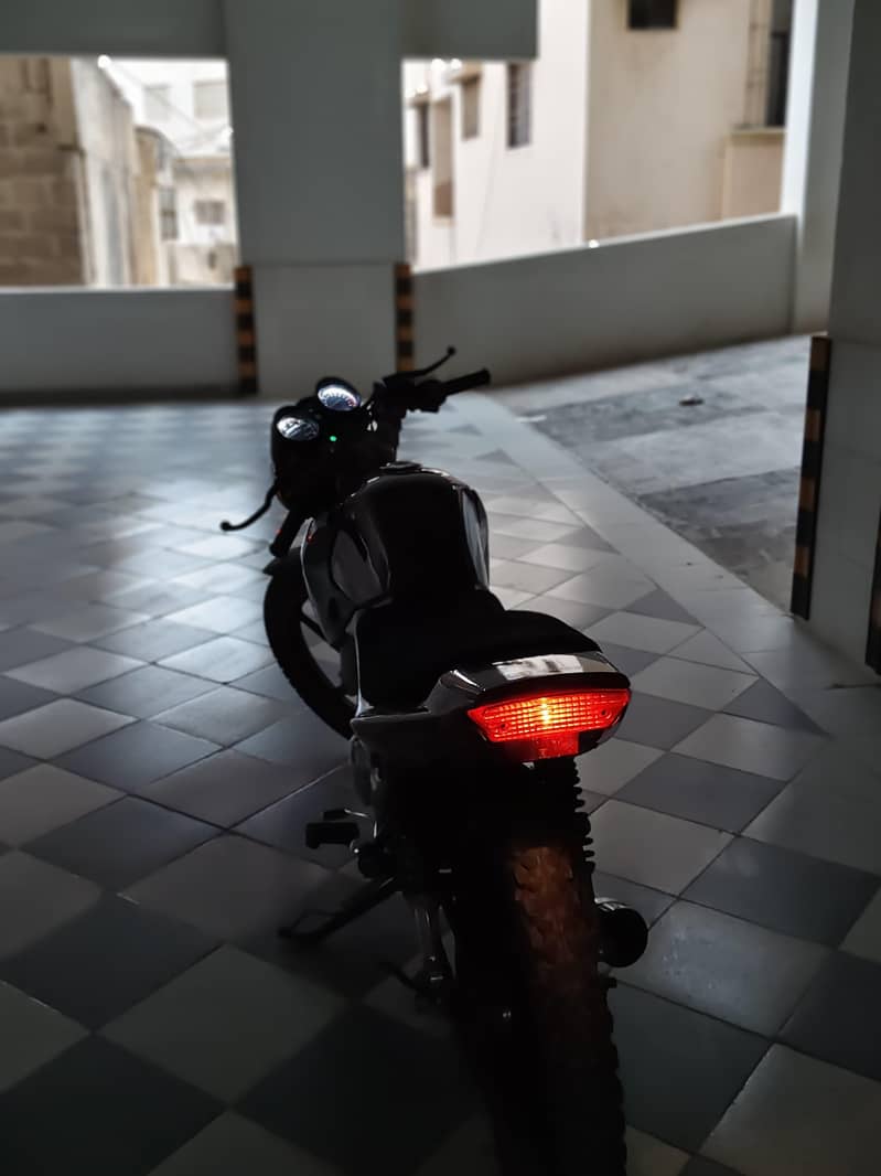 ybr 125 4